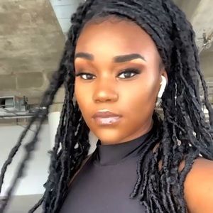 Meet your Posher, Toryn